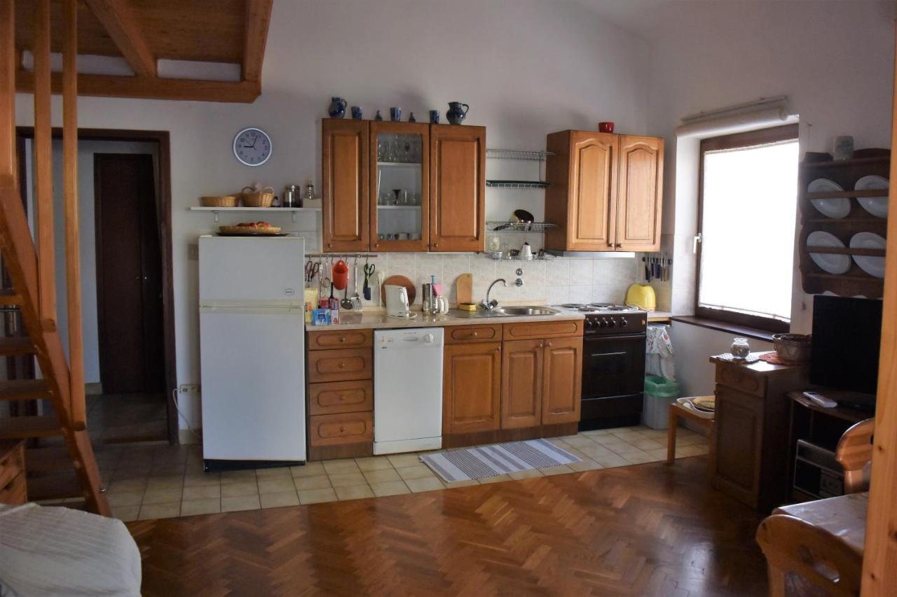 מאלי לוסיניי 70 Sq M Apartment At Saint Martin'S Harbour חדר תמונה