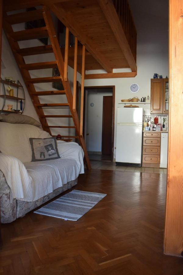 מאלי לוסיניי 70 Sq M Apartment At Saint Martin'S Harbour חדר תמונה